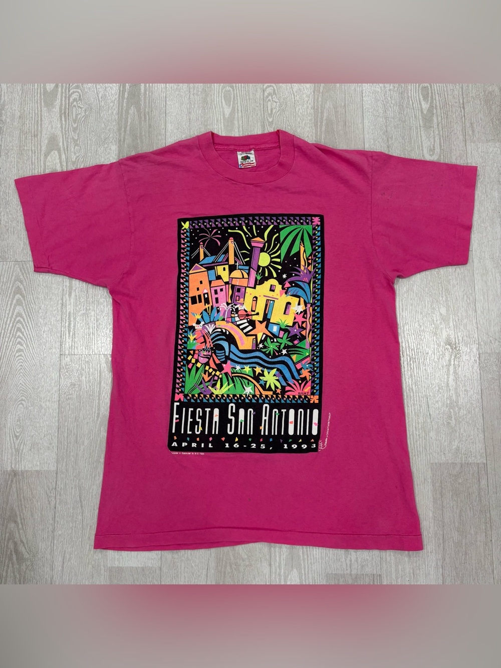 Vintage 1993 Fiesta San Antonio pink men’s t-shirt SIZE M